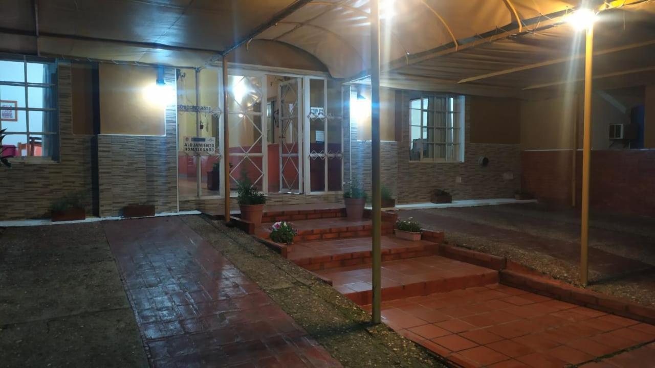 Apart Hotel El Remanso Federación エクステリア 写真